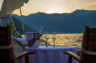 Отели типа «постель и завтрак» B&B Casa del Sol Rozalija Котор-0